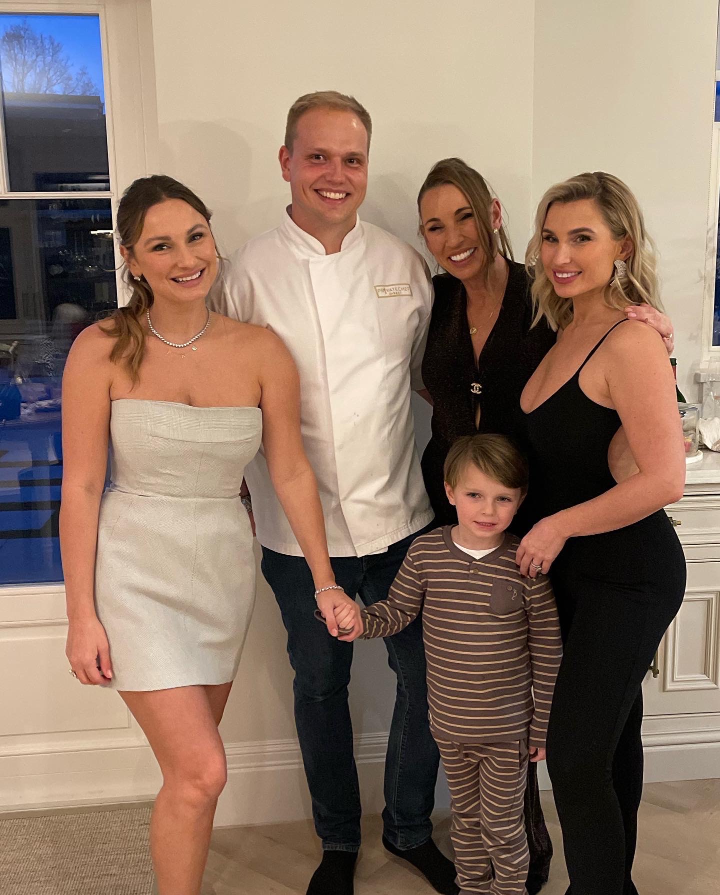 Scott-private-chef-with-his-guests